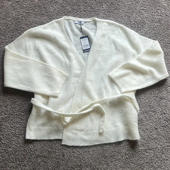 Smash & Tess Iskra Lawrence collab keep it cute cardigan - Picture 4 of 7